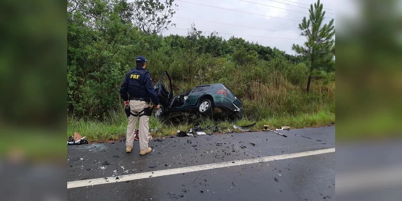 Dois jovens perdem a vida em trágico acidente em Imbituva.
