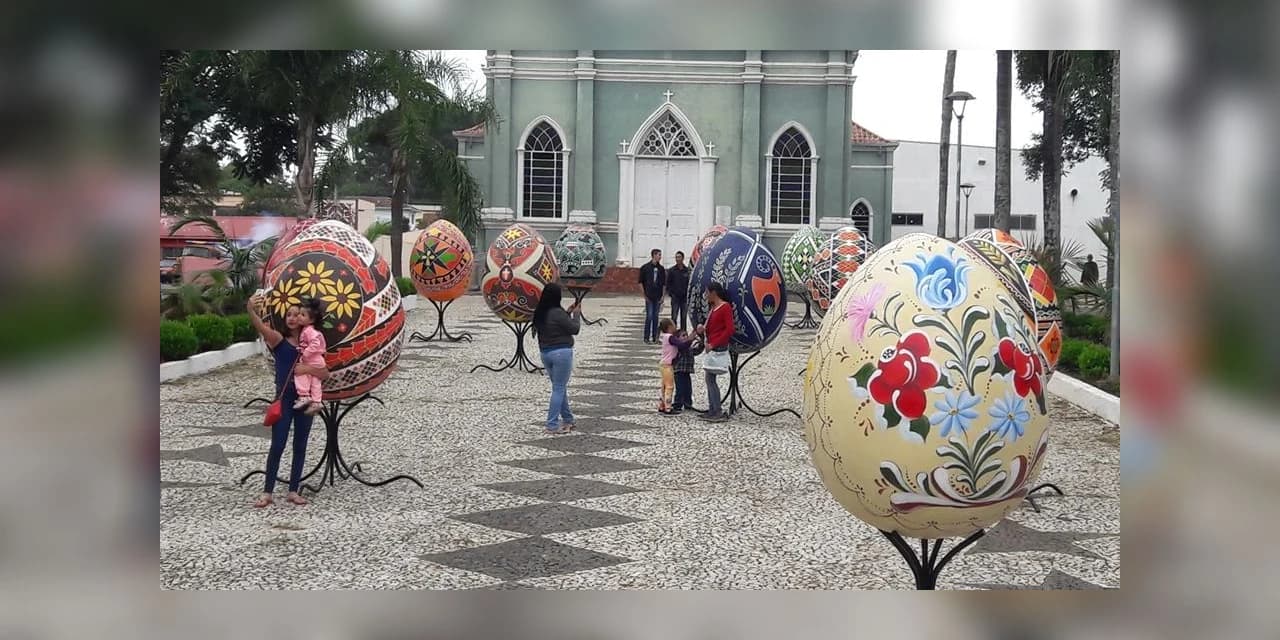 Exposição de pêssankas é realizada em Prudentópolis