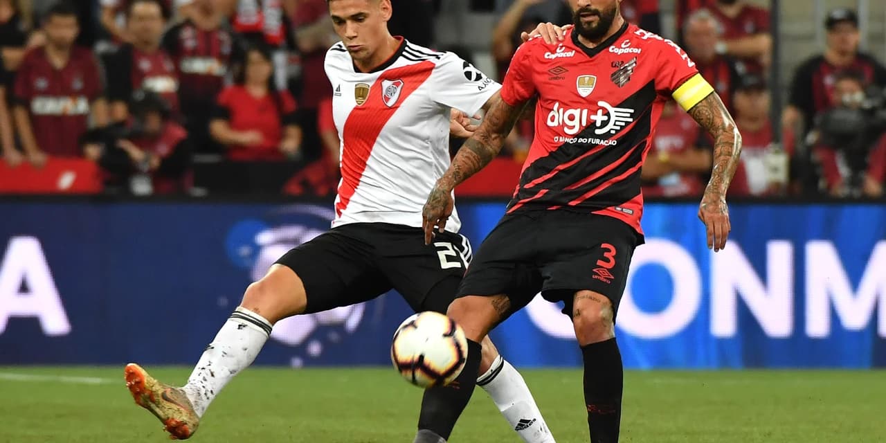Athletico sai na frente do River Plate na disputa pela Recopa