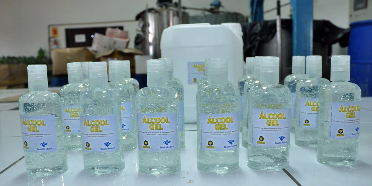 Unicentro transforma bebidas apreendidas em álcool para higienização