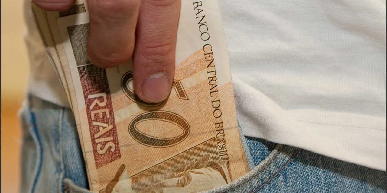 Funcionária de uma loja em Ivai confessa que furtou dinheiro do caixa