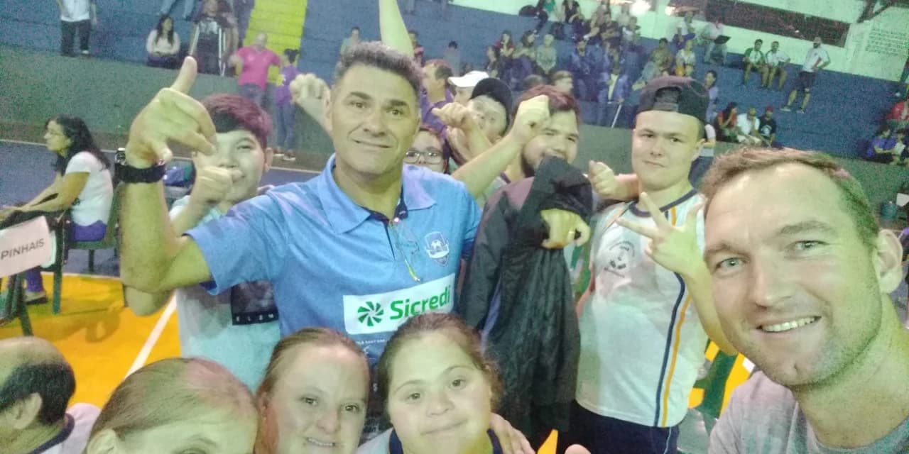 Atletas de Prudentópolis conquistam medalhas nos PARAJAPS