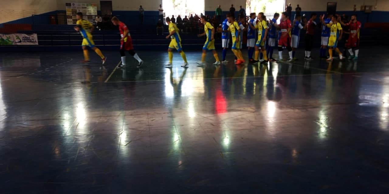 Prudentópolis fecha a fase de grupos invicto no futsal da fase final dos jogos abertos