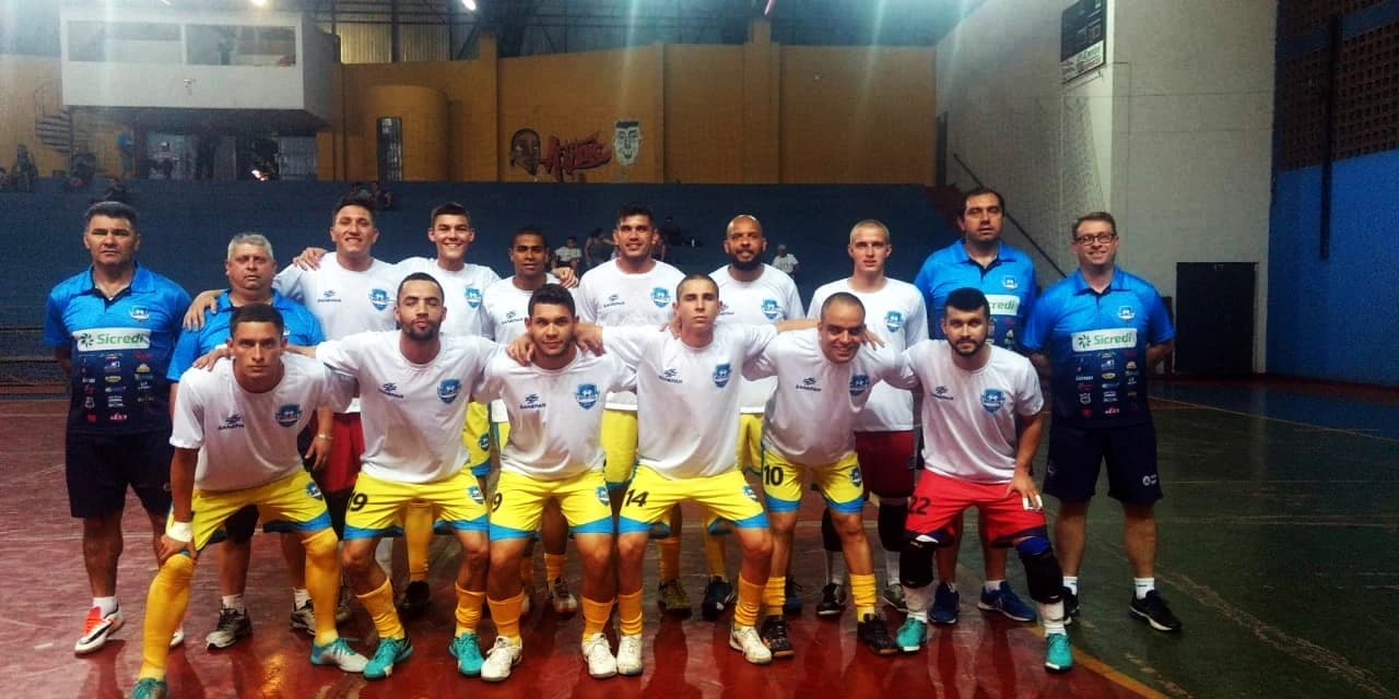 Prude Futsal vence, mantém a liderança e praticamente elimina Cambé