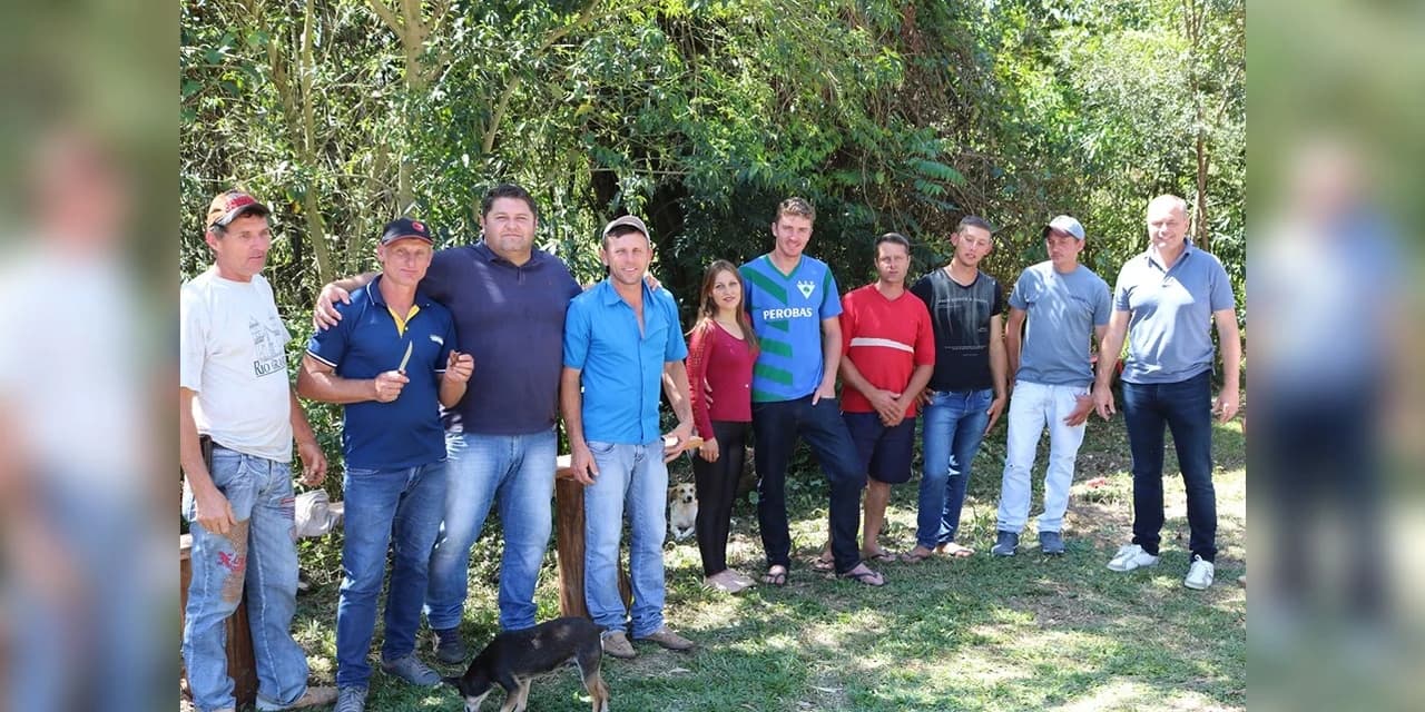 Prefeitura inaugura sistema de abastecimento rural na comunidade de Perobas