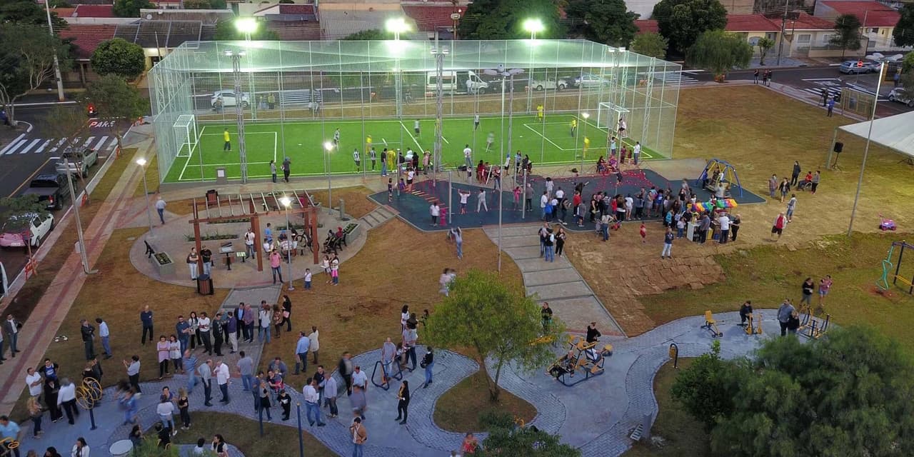 Programa Meu Campinho chega a cidades de todas as regiões