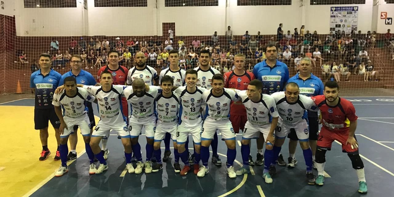 Prudentópolis vence CAC e pode jogar pelo empate no jogo da volta