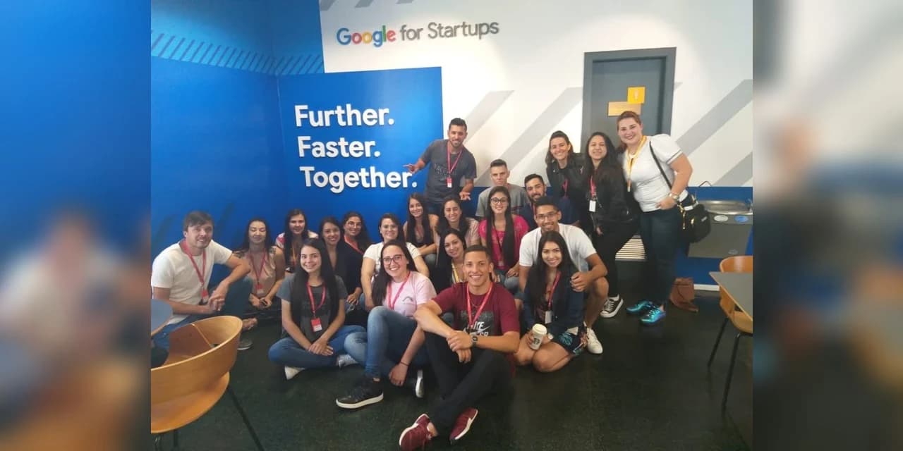Acadêmicos de administração da Guairacá fazem visita técnica ao Google e Bolsa de Valores