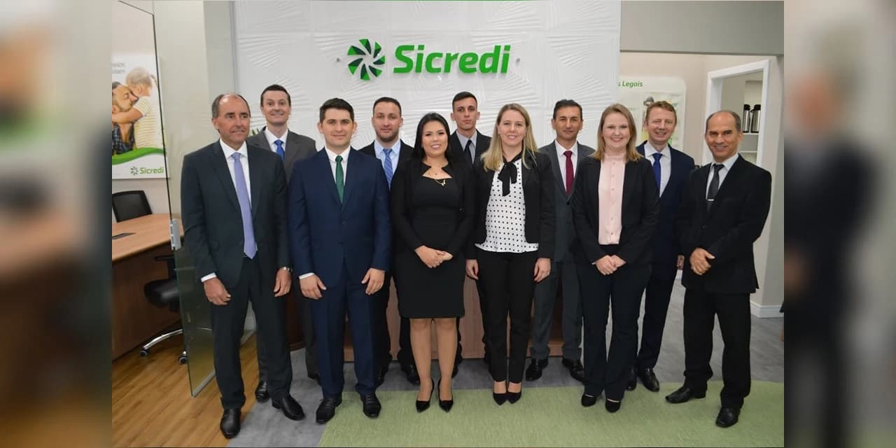 Sicredi inaugura agência “Smart” em Inácio Martins. Assista a reportagem:
