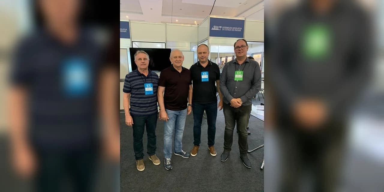 Prefeito Adelmo e vice Osnei participam de encontro de capacitação em Foz do Iguaçu.