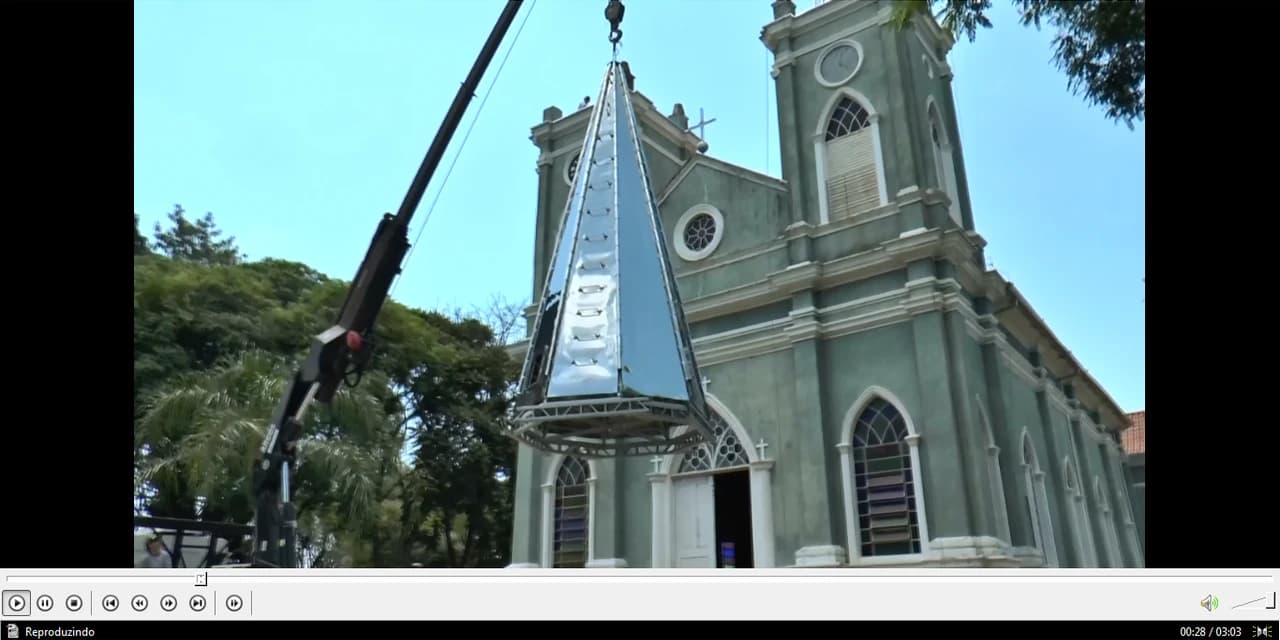 Igreja Matriz de Prudentópolis passa por reforma e ganha duas novas cúpulas: Assista a reportagem: