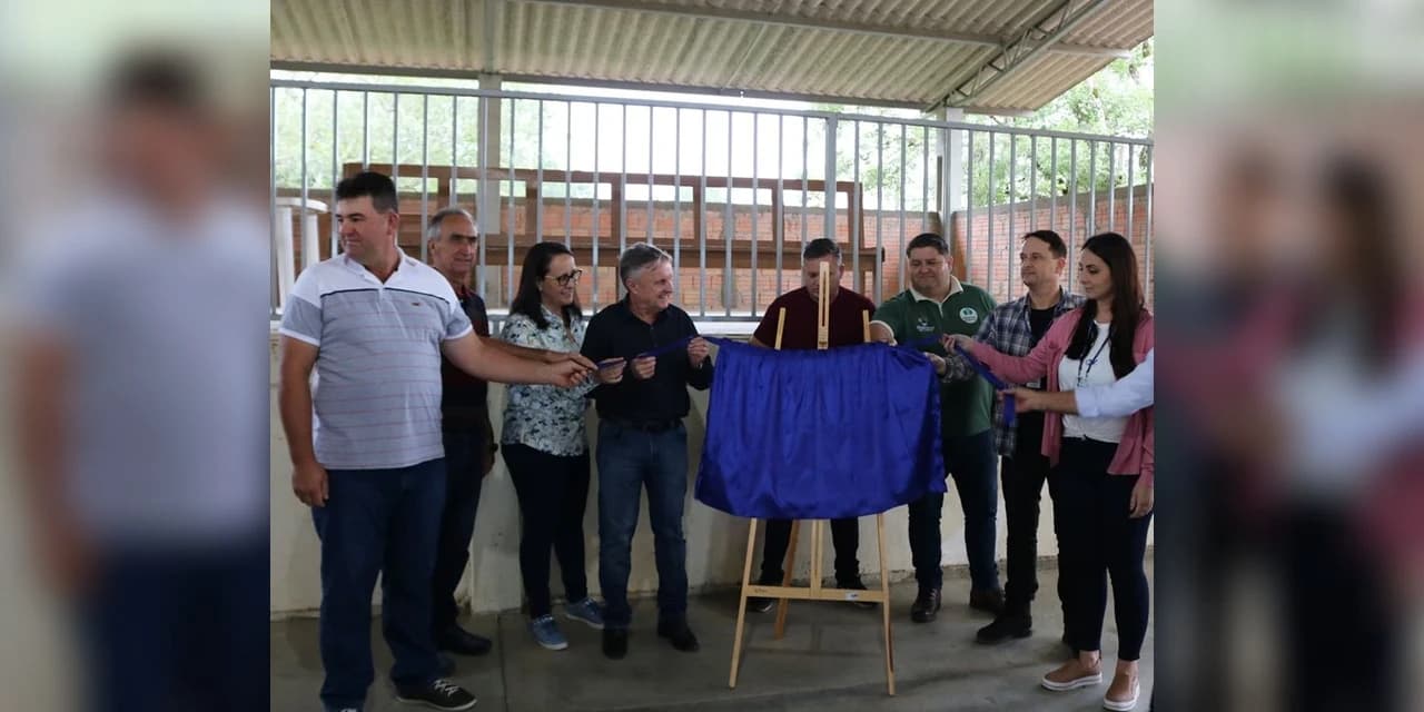 TV NOSSA GENTE- Prefeitura entrega sistema de abastecimento de água que vai beneficiar 123 famílias em Ponte Alta.