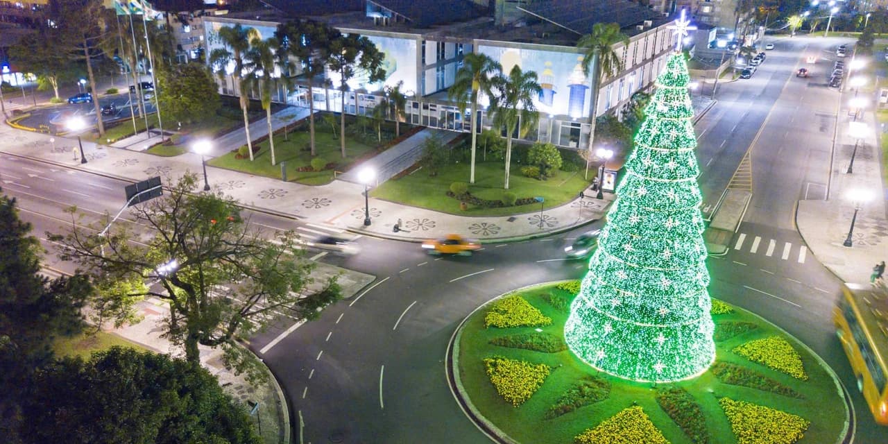 Copel dá dicas para evitar acidentes com a decoração de Natal