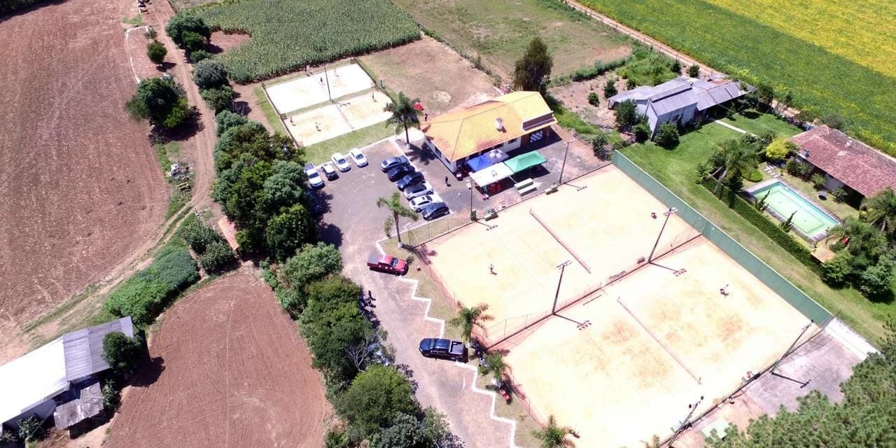 1ª etapa do circuito centro sul de tênis apresentou seus campeões no domingo (08)