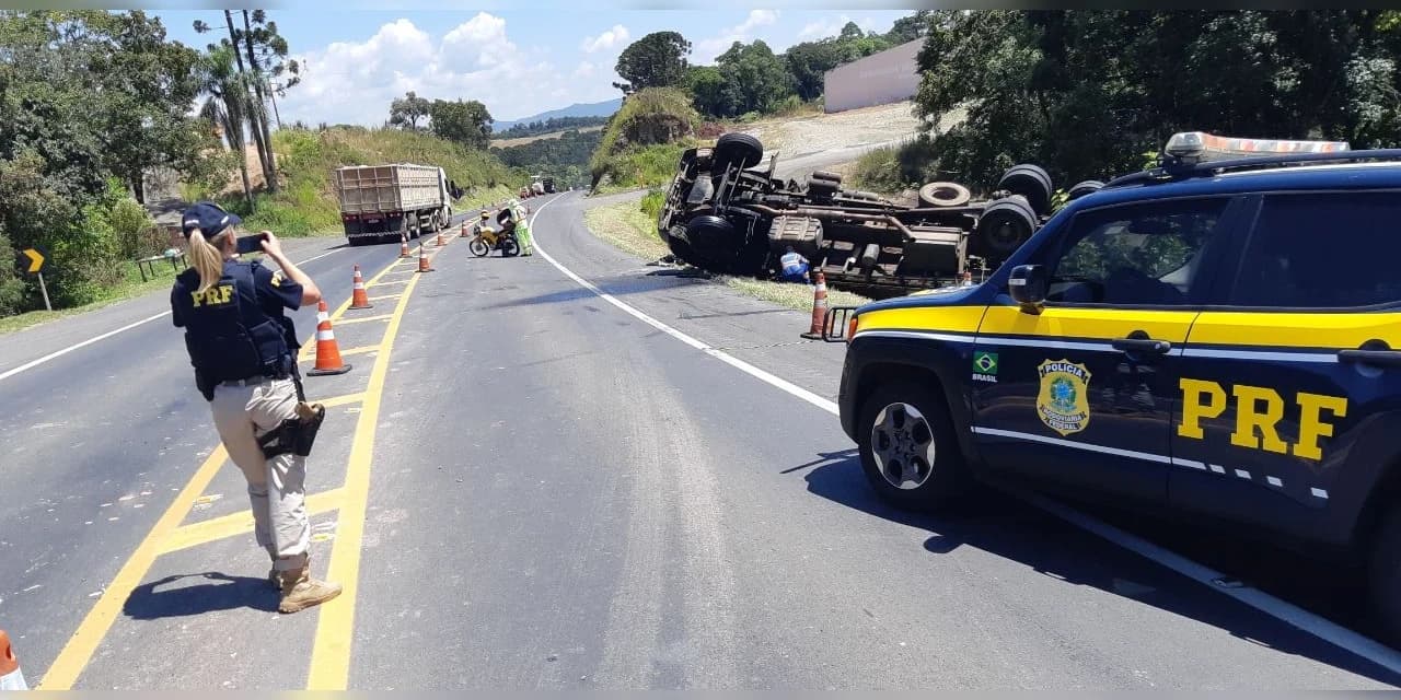 PRF atende tombamento na BR 373, em Prudentópolis