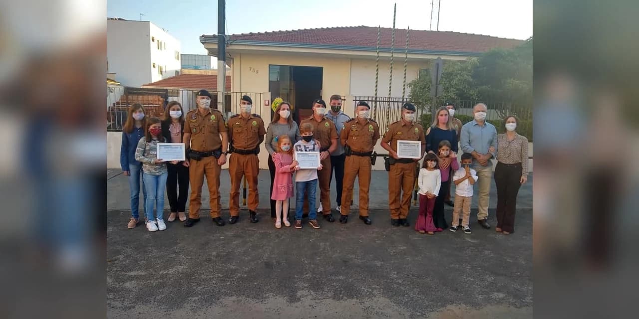 TV NOSSA GENTE: Policiais militares da 4ª Cia de Prudentópolis são promovidos.
