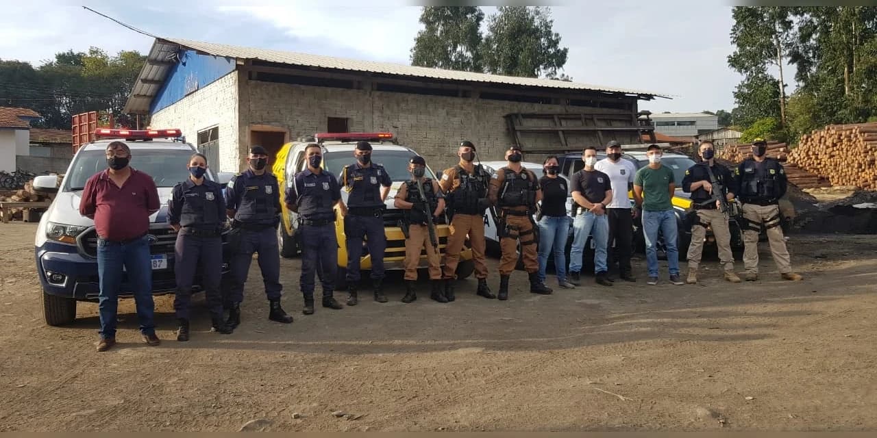 Policia Civil incinera 1,4 toneladas de drogas em Irati