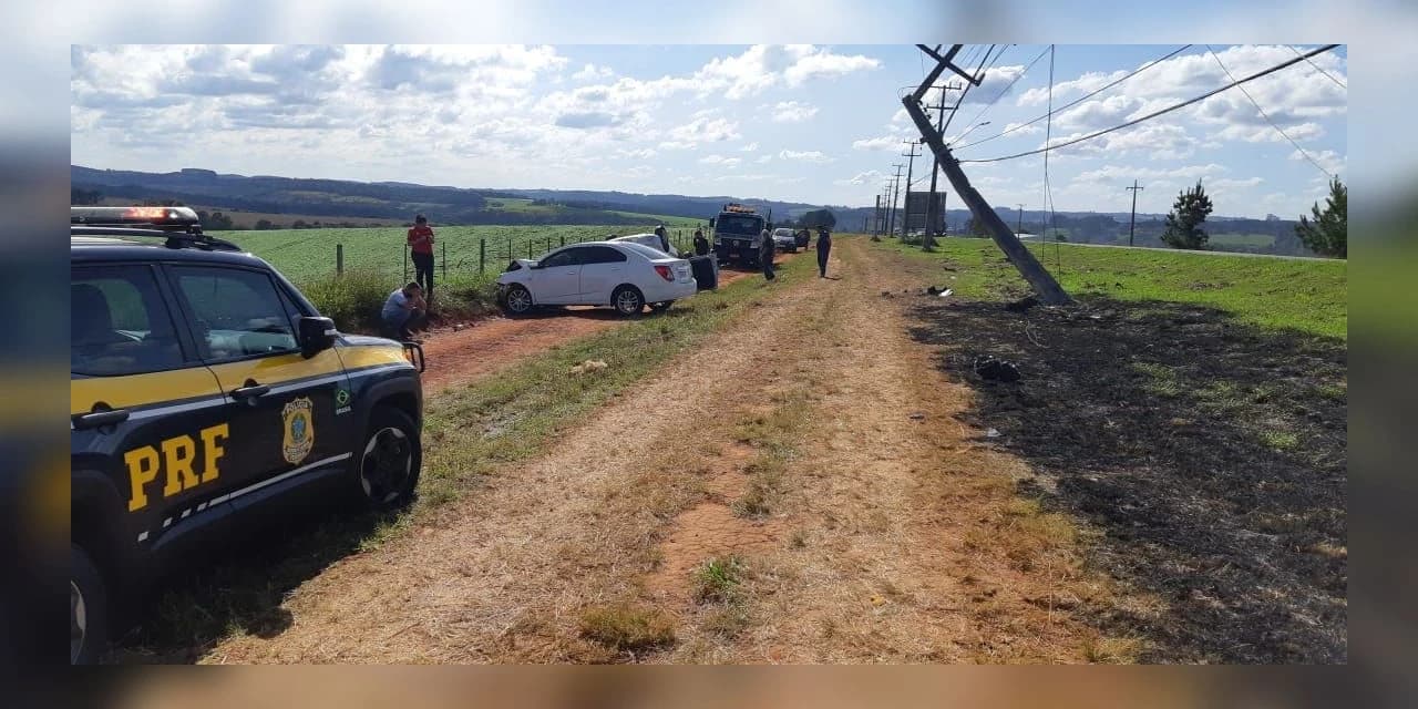 PRF atende acidente em Imbituva com três veículos, sendo dois condutores não habilitados