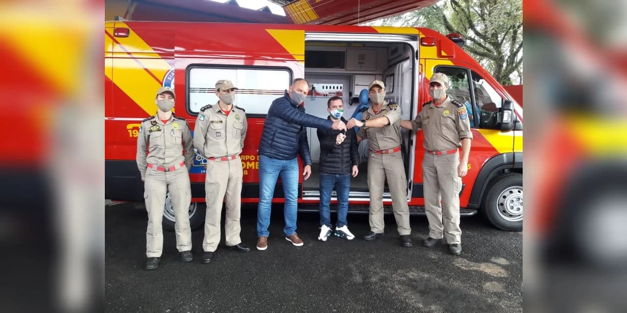 TV NOSSA GENTE: Deputado Rodrigo Estacho entrega ambulância para o Corpo de Bombeiros em Prudentópolis.