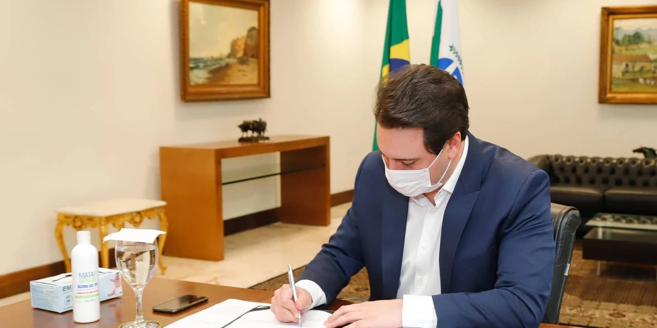 Governo propõe R$ 100 milhões para compra de vacina contra o coronavírus.