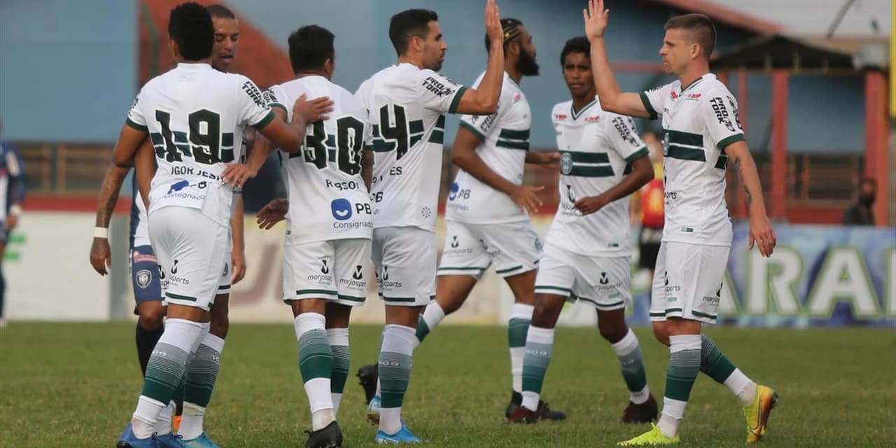 Coritiba vence Cianorte