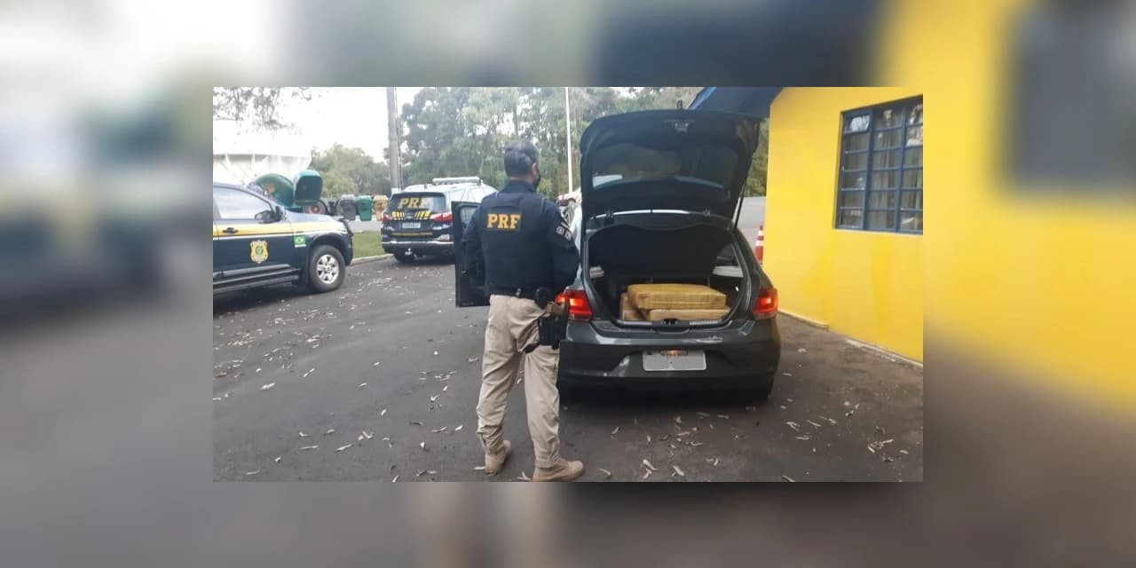PRF apreende 95 quilos de maconha em Ponta Grossa (PR).