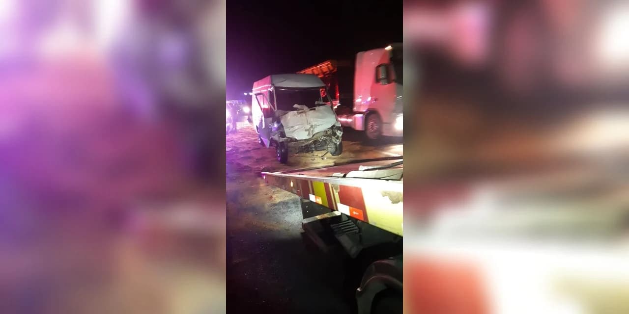 PRF atende acidente na BR 376, KM 513, com vítima.