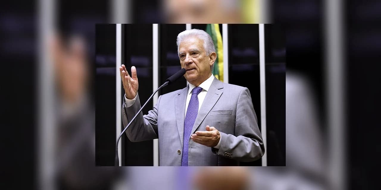 Rubens Bueno quer multa de até R$ 1 milhão para erros grosseiros de institutos de pesquisa.