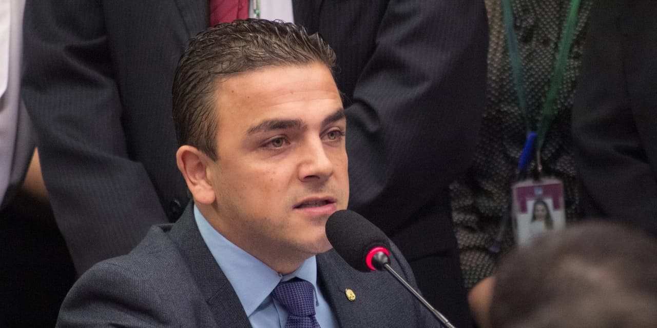 Aliel propõe ação contra isenção de impostos à importação de armas