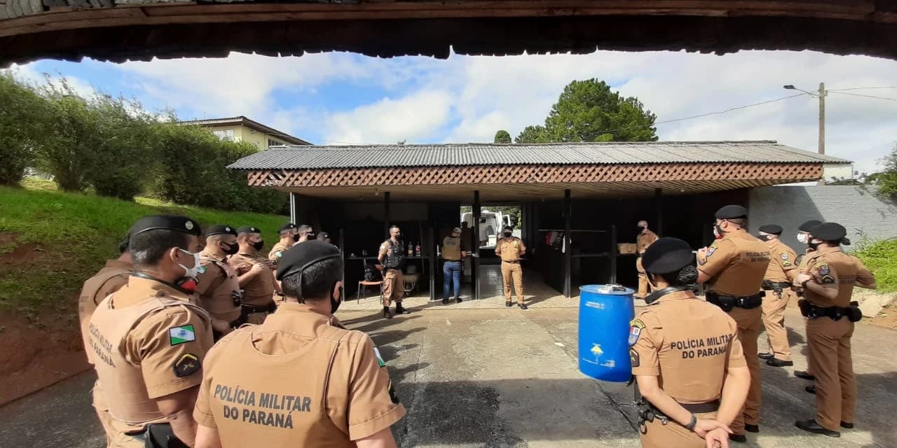 Policiais do 16° Batalhão de Guarapuava participam de treinamento