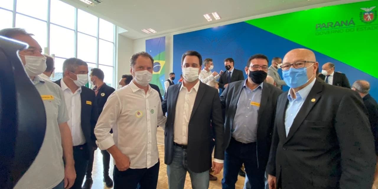 Prefeito Celso Kubaski encaminha pedidos ao governador Ratinho Junior