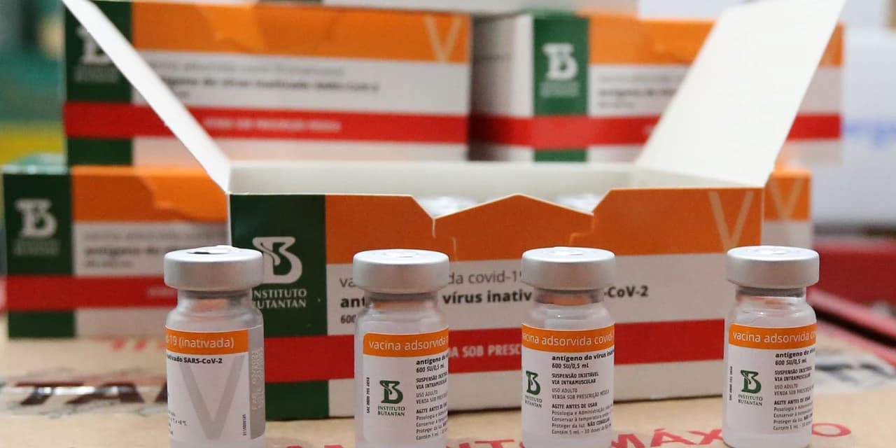 Paraná receberá mais 146,8 mil doses de vacinas contra Covid-19