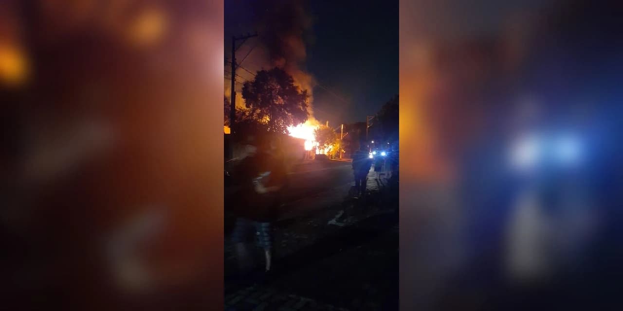Casa é consumida por incêndio na Vila Mariana, em Prudentópolis