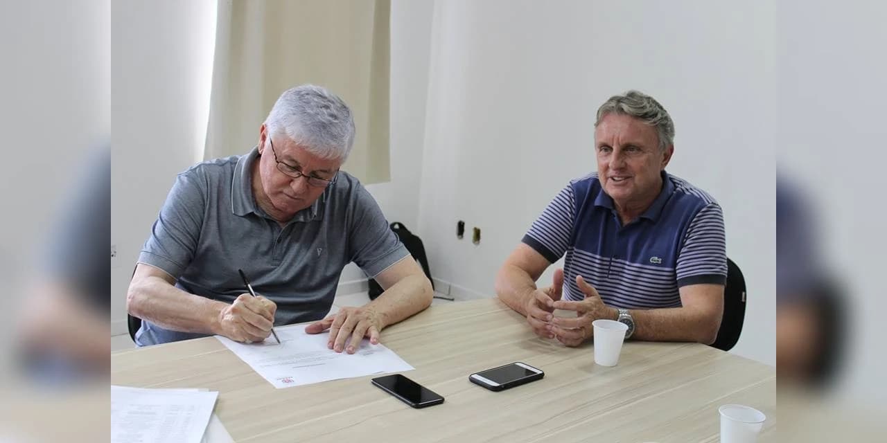 Valdir Rossoni se prepara para assumir vaga