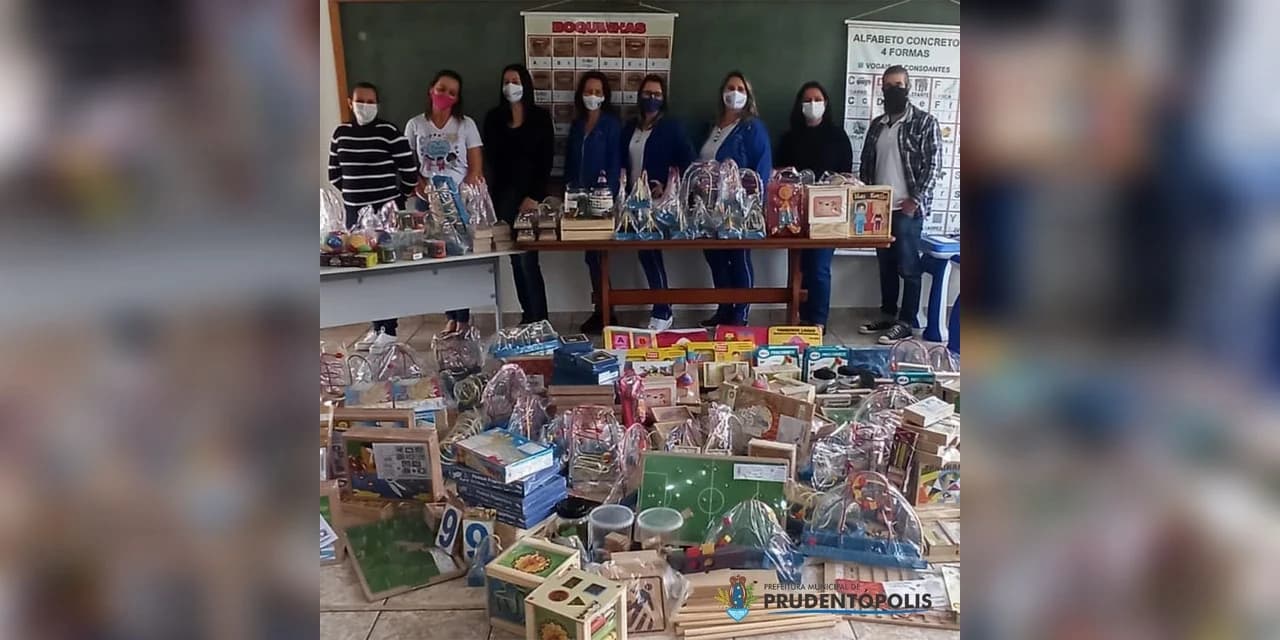 Secretaria de Educação de Prudentópolis realiza a entrega de materiais pedagógicos