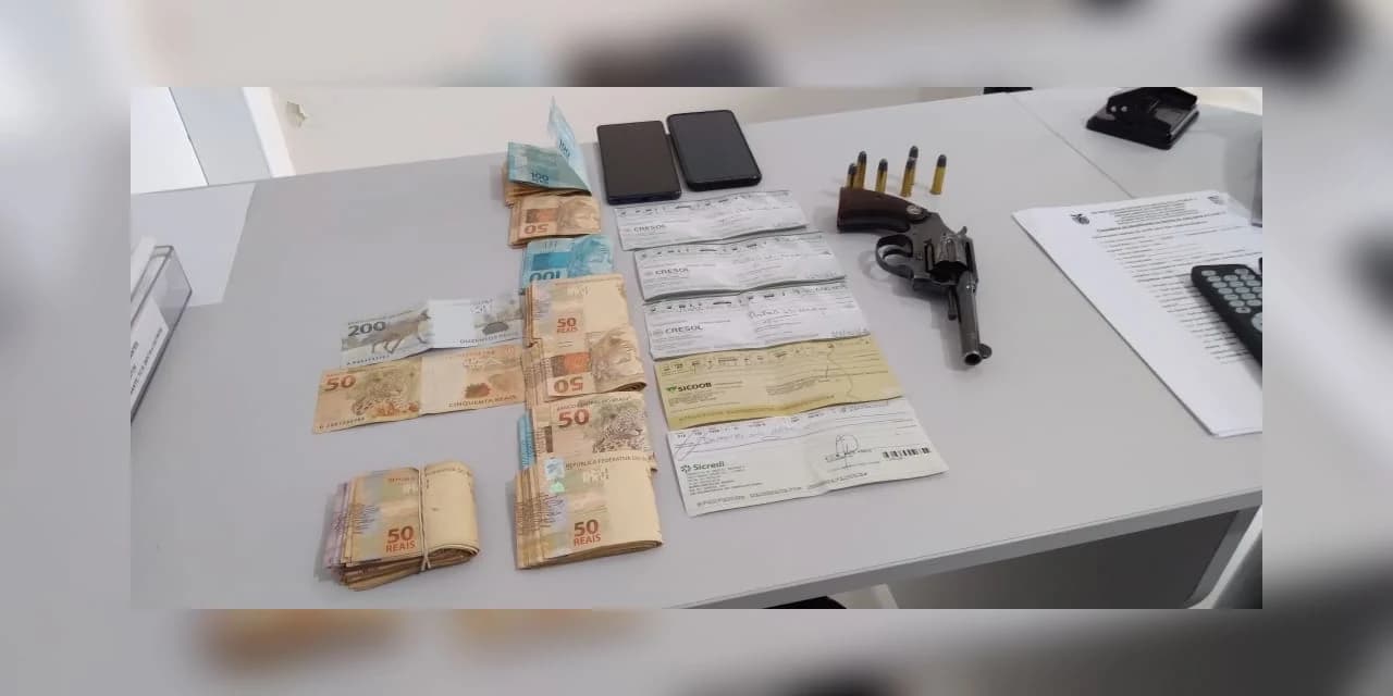 Durante cumprimento de mandado Polícia Civil apreende quase R$ 700 mil reais em Prudentópolis