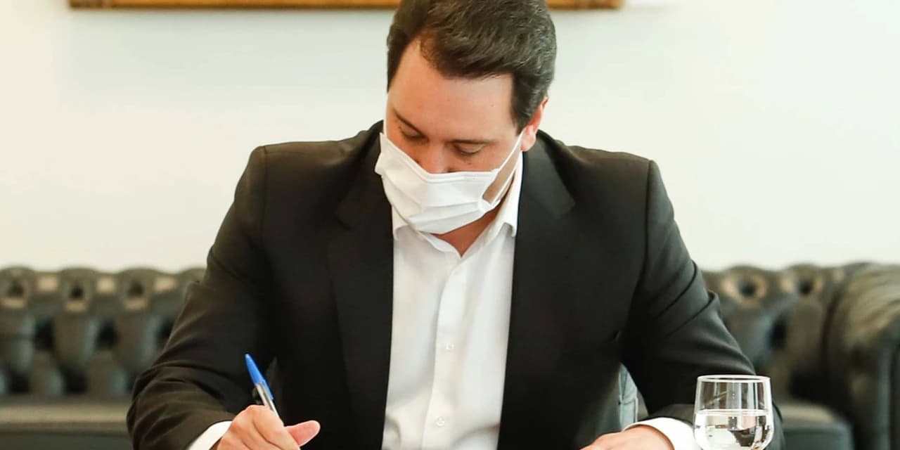 Com aporte de R$ 80 milhões, governador sanciona auxílio emergencial a empresas do Paraná