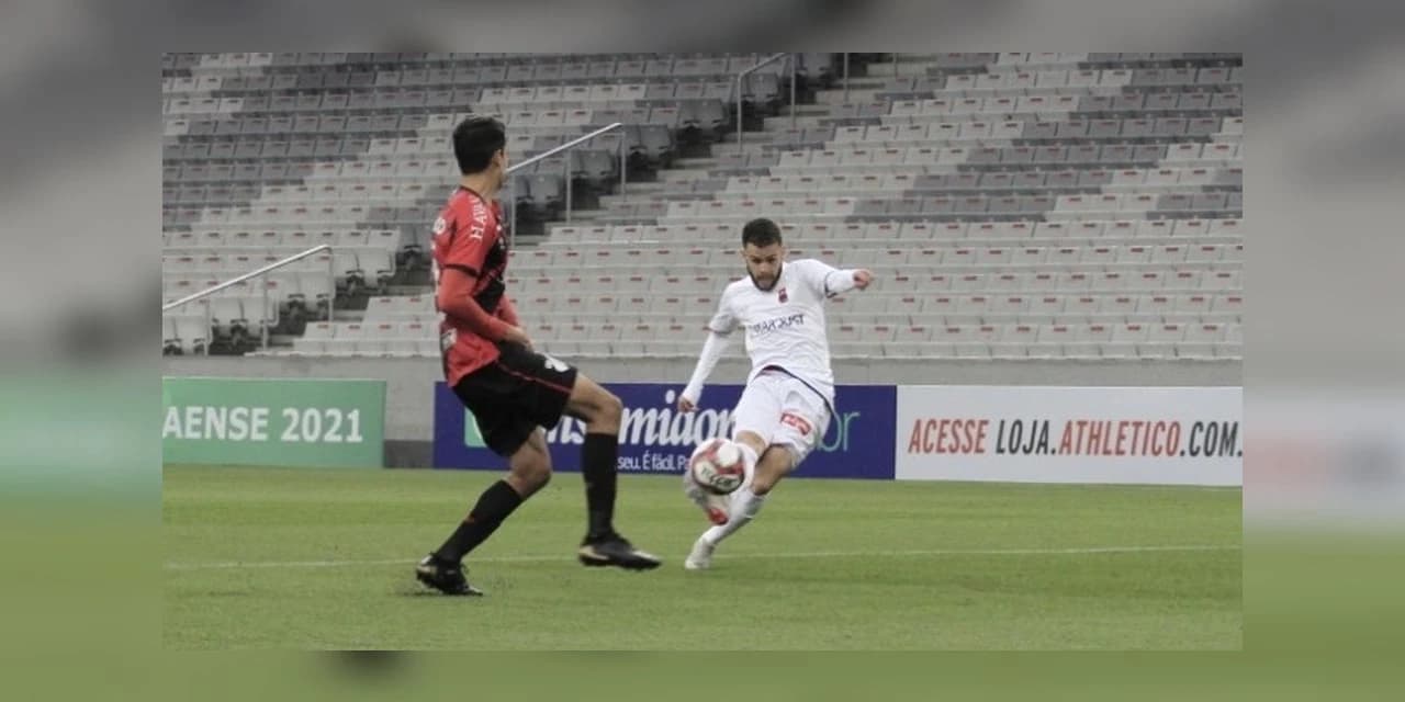Athletico joga para o gasto, empata com o Paraná e garante vaga na semifinal do Campeonato Paranaense