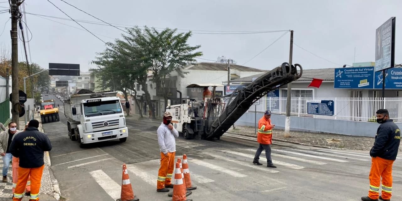 DER realiza melhorias no perímetro urbano de Prudentópolis