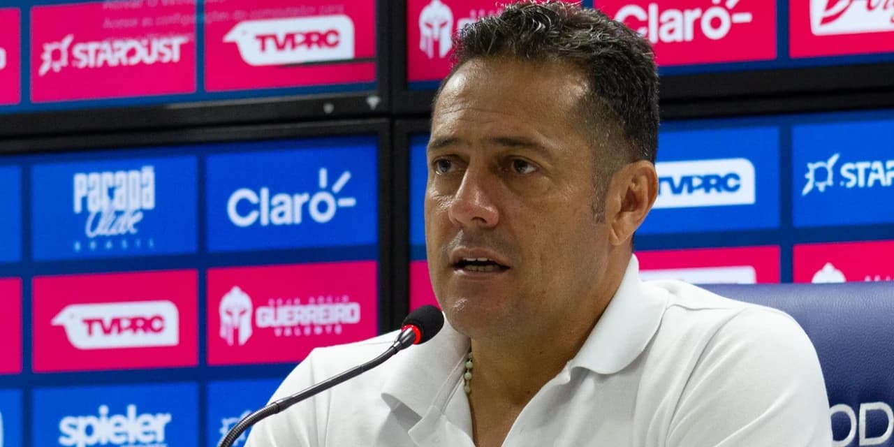Maurílio Silva deixa o comando do Paraná Clube