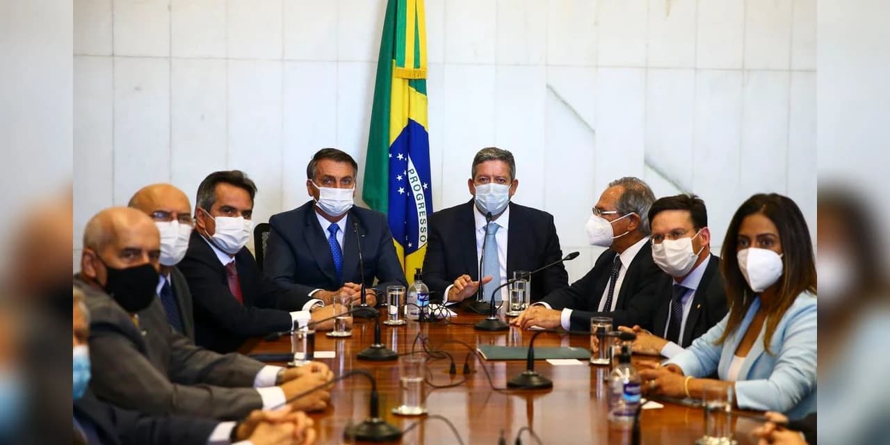 Presidente entrega medida provisória do novo Bolsa Família