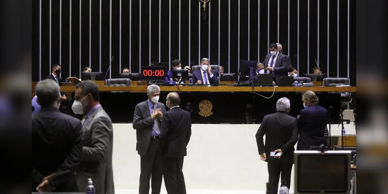 Câmara aprova valor fixo para cobrança do ICMS para combustíveis