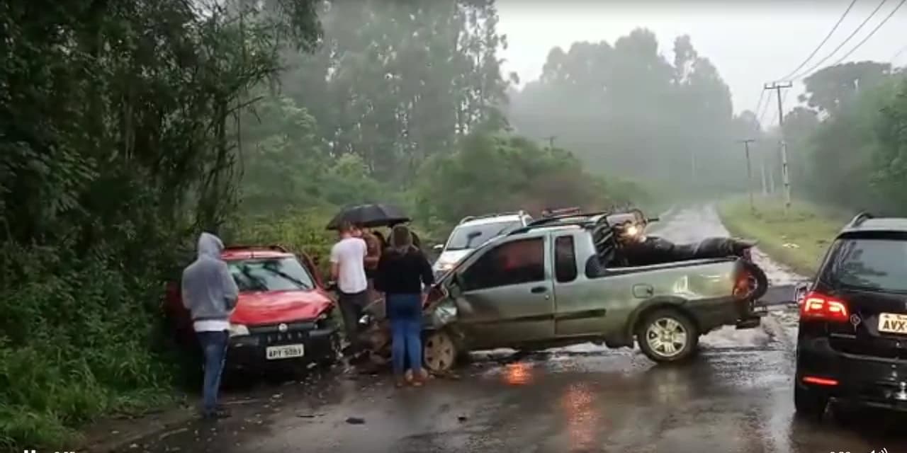 Condutora embriagada é presa em flagrante após se envolver em acidente em Prudentópolis