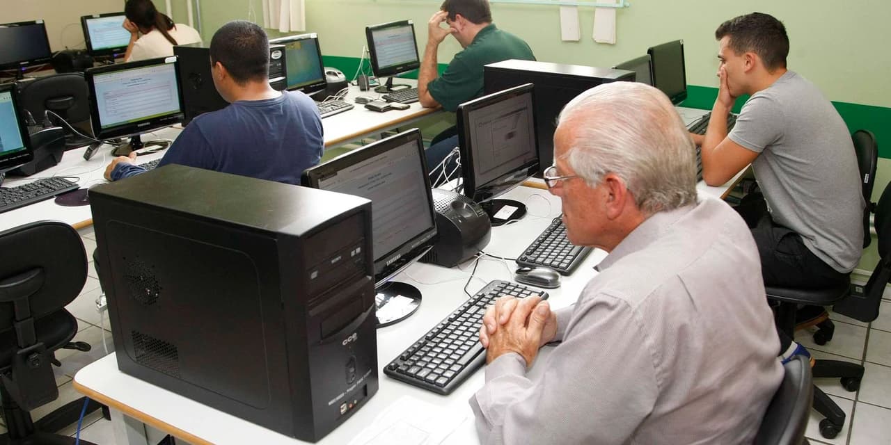 EJA abre inscrições para exames de conclusão de disciplinas e semestres para ensino médio