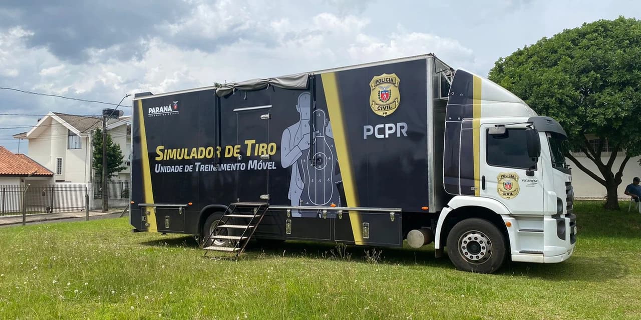 Policiais Civis da 14ª SDP passam por treinamento e instrução de tiro, em Guarapuava