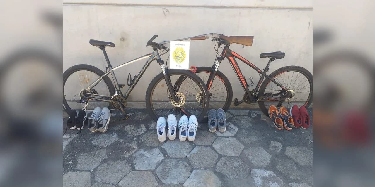 Polícia Militar recupera duas bicicletas e vários objetos em Guarapuava