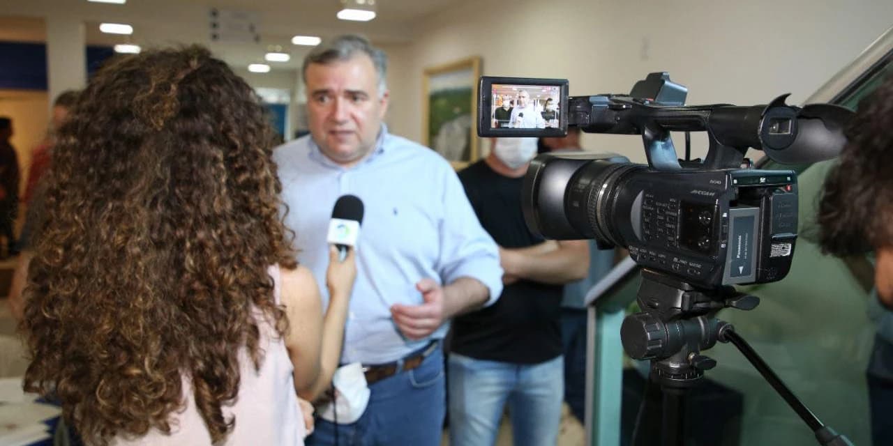 TV NOSSA GENTE: Ney Leprevost entrega kits de trabalho para conselheiros tutelares e anuncia recursos para a Santa Casa de Prudentópolis. Assista!