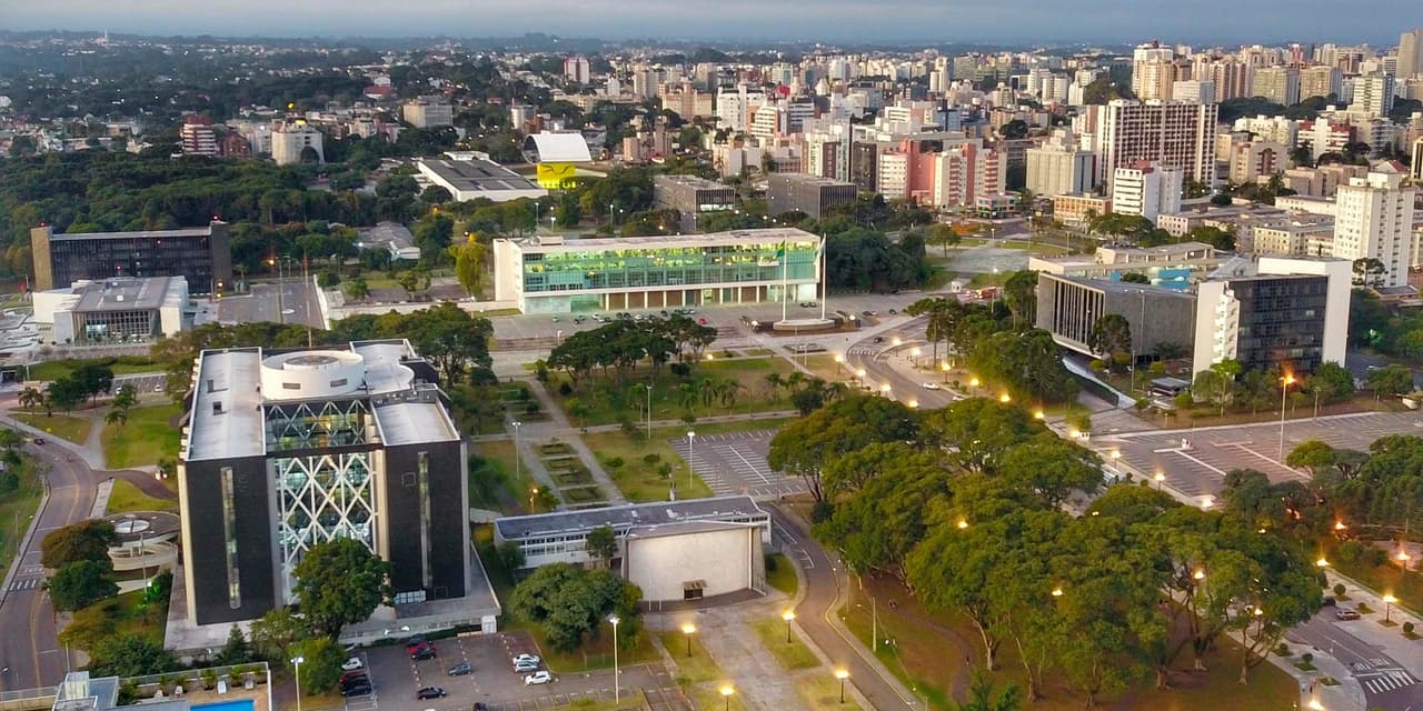 Com nova lei, Governo oficializa serviço público de loteria do Paraná