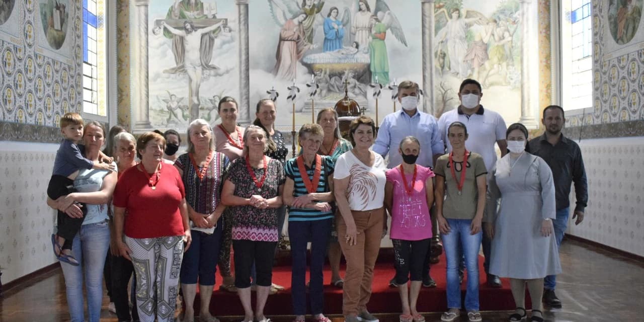 TV NOSSA GENTE: Deputada Cristina Silvestri visita a Igreja de Eduardo Chaves