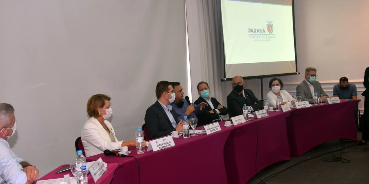Paraná vai aplicar a 4ª dose de reforço contra a Covid-19 na população acima de 80 anos